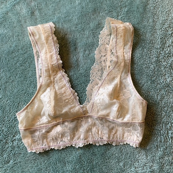 Intimately Free People Creamy Lace Thick Strap Sexy Comfort Bralette Size XS - Picture 1 of 5